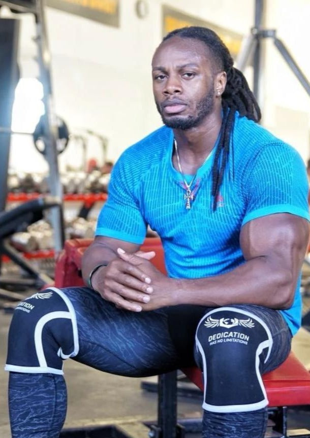 KNEE SLEEVES