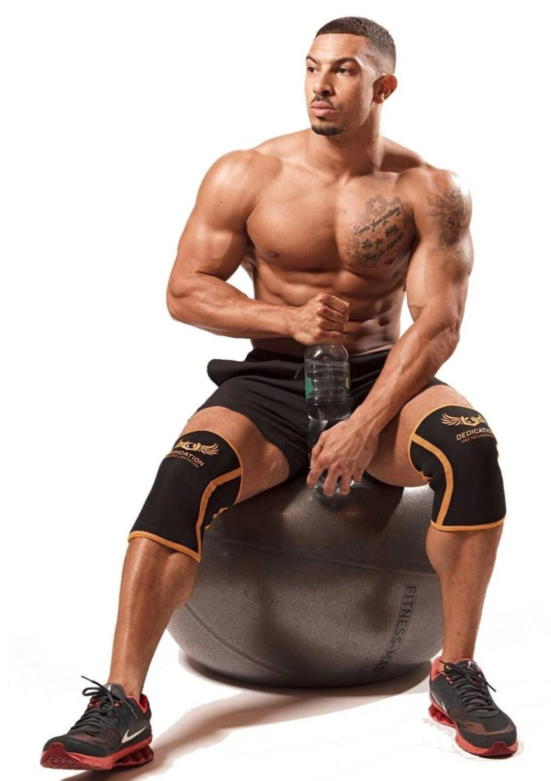 KNEE SLEEVES